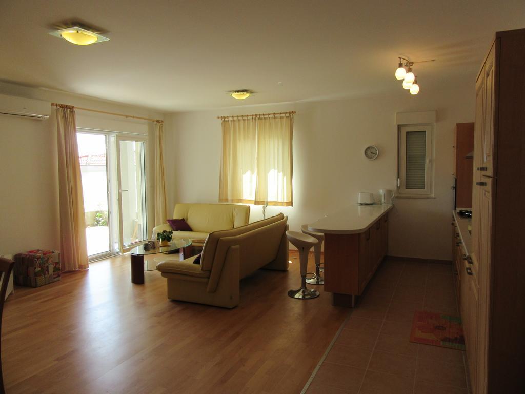 Apartment Linthorst Трогир Экстерьер фото